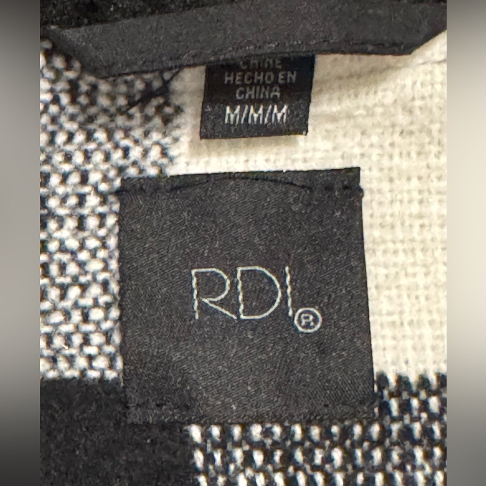 NEW RDI Black & White Buffalo Plaid Long Coat Faux Shearling Hood & Cuffs Size M - Picture 5 of 6